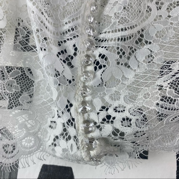 NWT Wedding Dress Lace Overtop with Sleeves - Picture 5 of 7